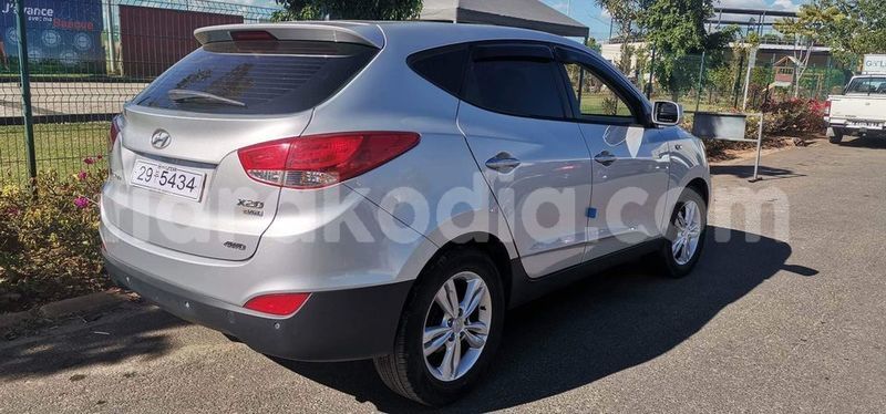 Big with watermark hyundai tucson analamanga antananarivo 7300