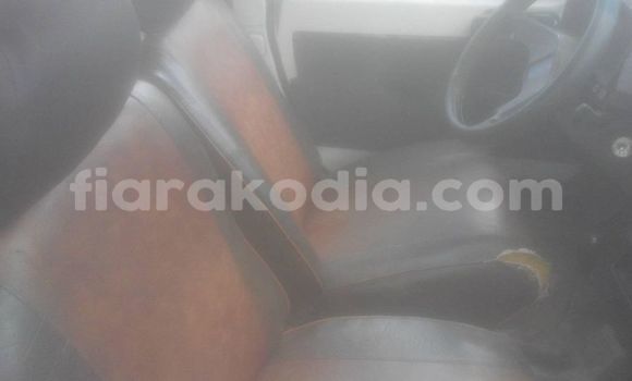 Acheter Occasion Voiture Citroen 2CV Blanc à Antananarivo, Analamanga Acheter Occasion Voiture Citroen 2CV Blanc à Antananarivo, Analamanga