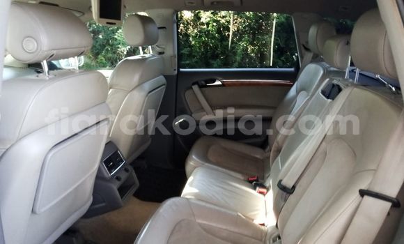 Hividy Audi Q7 Silver Car in Antananarivo in Analamanga Hividy Audi Q7 Silver Car in Antananarivo in Analamanga