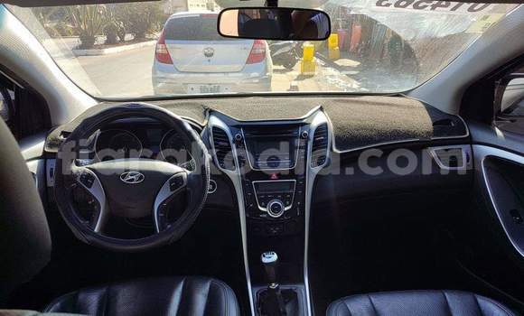 Buy Used Hyundai i30 White Car in Antananarivo in Analamanga Buy Used Hyundai i30 White Car in Antananarivo in Analamanga