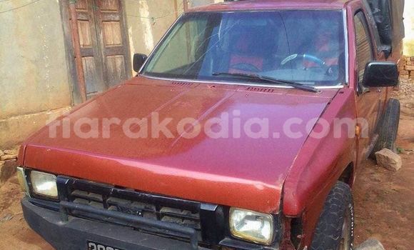 Hividy Nissan 100NX Red Car in Antananarivo in Analamanga Hividy Nissan 100NX Red Car in Antananarivo in Analamanga