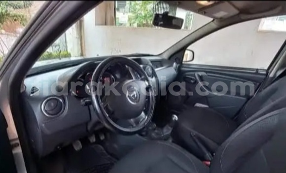 Buy New Dacia Duster Silver Car in Antananarivo in Analamanga Buy New Dacia Duster Silver Car in Antananarivo in Analamanga