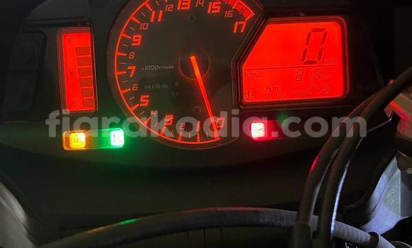 Acheter Occasion Moto Honda CBR Rouge à Ambalavao, Haute Matsiatra Acheter Occasion Moto Honda CBR Rouge à Ambalavao, Haute Matsiatra