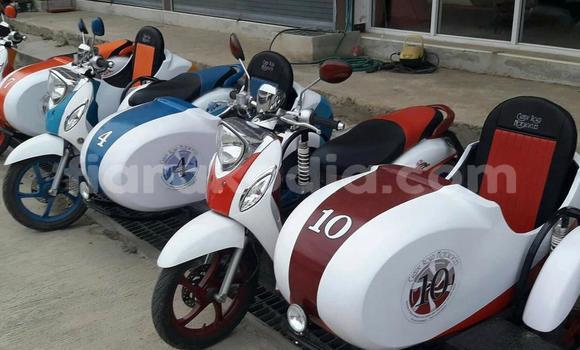 Buy New Toyota Supra Black Car in Ambatondrazaka in Alaotra-Mangoro Buy New Toyota Supra Black Car in Ambatondrazaka in Alaotra-Mangoro