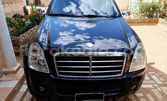 Acheter Occasion Voiture SsangYong Rexton Noir à Mahajanga, Boeny Acheter Occasion Voiture SsangYong Rexton Noir à Mahajanga, Boeny