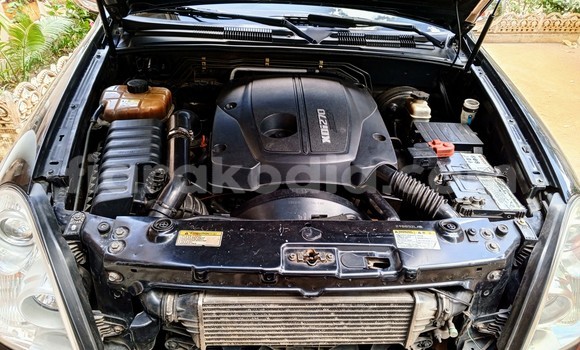 Acheter Occasion Voiture SsangYong Rexton Noir à Mahajanga, Boeny Acheter Occasion Voiture SsangYong Rexton Noir à Mahajanga, Boeny