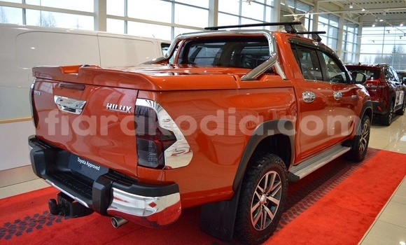 Acheter Import Voiture Toyota Hilux Autre à Import - Dubai, Diana Acheter Import Voiture Toyota Hilux Autre à Import - Dubai, Diana
