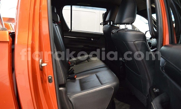 Acheter Import Voiture Toyota Hilux Autre à Import - Dubai, Diana Acheter Import Voiture Toyota Hilux Autre à Import - Dubai, Diana