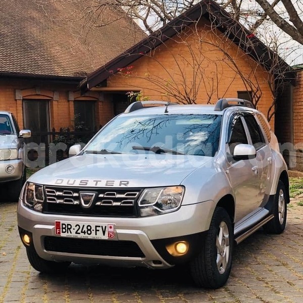 Big with watermark dacia duster analamanga antananarivo 7434