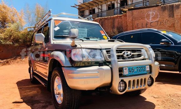 Acheter Occasion Voiture Hyundai Galloper Autre à Antananarivo, Analamanga Acheter Occasion Voiture Hyundai Galloper Autre à Antananarivo, Analamanga