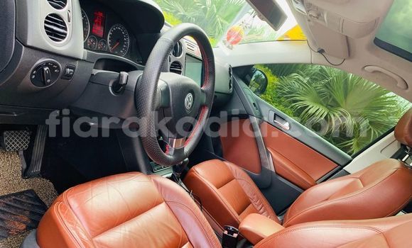 Acheter Occasion Voiture Hyundai Galloper Autre à Antananarivo, Analamanga Acheter Occasion Voiture Hyundai Galloper Autre à Antananarivo, Analamanga