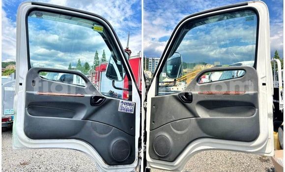 Acheter Occasion Voiture Hyundai Marcia Blanc à Antananarivo, Analamanga Acheter Occasion Voiture Hyundai Marcia Blanc à Antananarivo, Analamanga