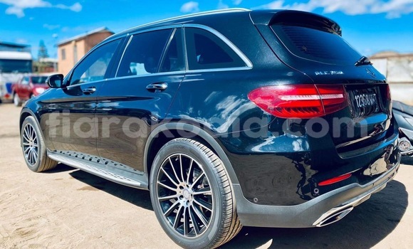 Buy Used Mercedes‒Benz GLC Black Car in Mahajanga in Boeny Buy Used Mercedes‒Benz GLC Black Car in Mahajanga in Boeny
