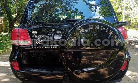 Acheter Occasion Voiture Toyota Land Cruiser Noir à Toamasina, Atsinanana Acheter Occasion Voiture Toyota Land Cruiser Noir à Toamasina, Atsinanana