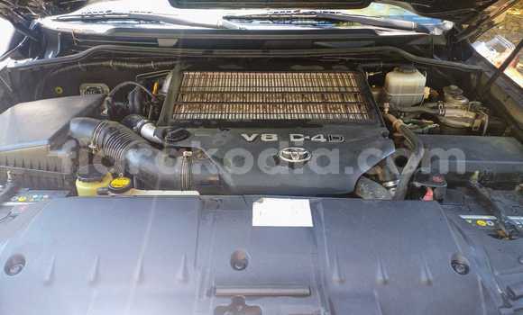 Acheter Occasion Voiture Toyota Land Cruiser Noir à Toamasina, Atsinanana Acheter Occasion Voiture Toyota Land Cruiser Noir à Toamasina, Atsinanana