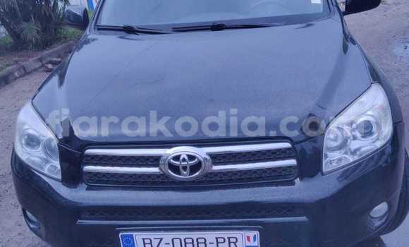 Acheter Occasion Voiture Toyota RAV4 Noir à Taolanaro, Toliary Acheter Occasion Voiture Toyota RAV4 Noir à Taolanaro, Toliary