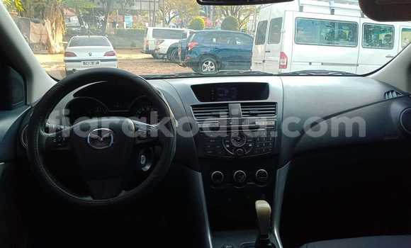 Acheter Occasion Voiture Mazda BT-50 Rouge à Taolanaro, Toliary Acheter Occasion Voiture Mazda BT-50 Rouge à Taolanaro, Toliary