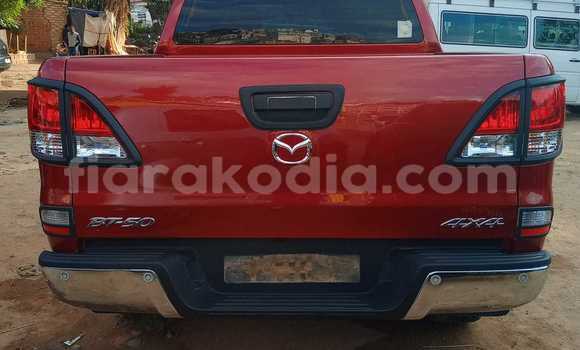Acheter Occasion Voiture Mazda BT-50 Rouge à Taolanaro, Toliary Acheter Occasion Voiture Mazda BT-50 Rouge à Taolanaro, Toliary