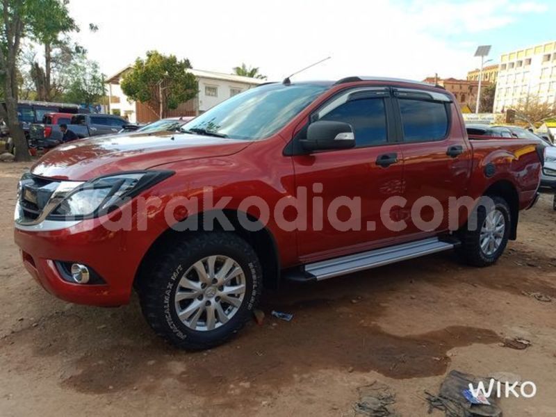 Big with watermark mazda bt 50 toliary taolanaro 7494