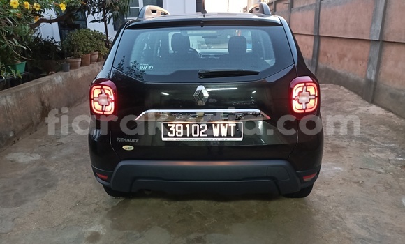 Acheter Occasion Voiture Renault Duster Noir à Antananarivo, Analamanga Acheter Occasion Voiture Renault Duster Noir à Antananarivo, Analamanga
