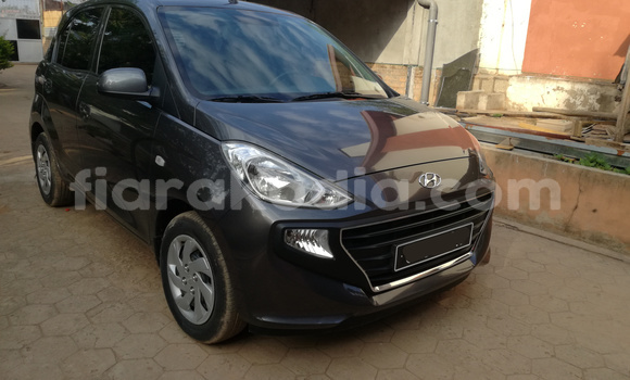 Buy Used Hyundai Atos Silver Car in Antananarivo in Analamanga