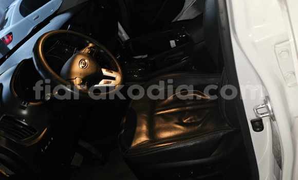 Hividy Kia Sportage fotsy Car in Antananarivo in Analamanga Hividy Kia Sportage fotsy Car in Antananarivo in Analamanga