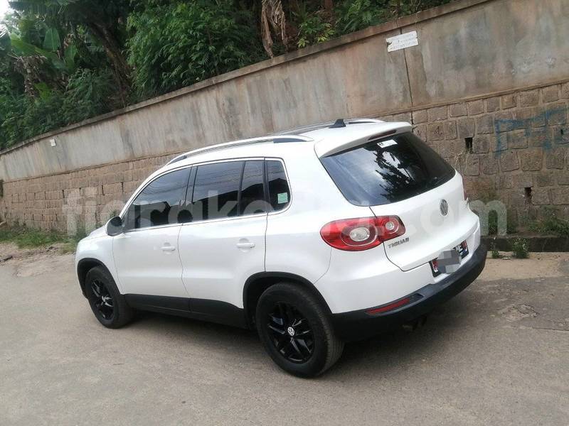 Big with watermark volkswagen tiguan analamanga antananarivo 7553