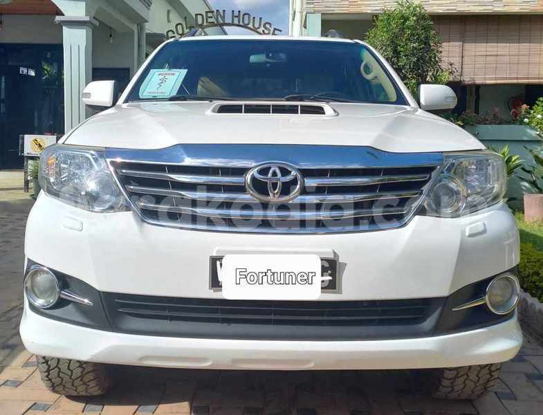 Big with watermark toyota fortuner analamanga antananarivo 7554