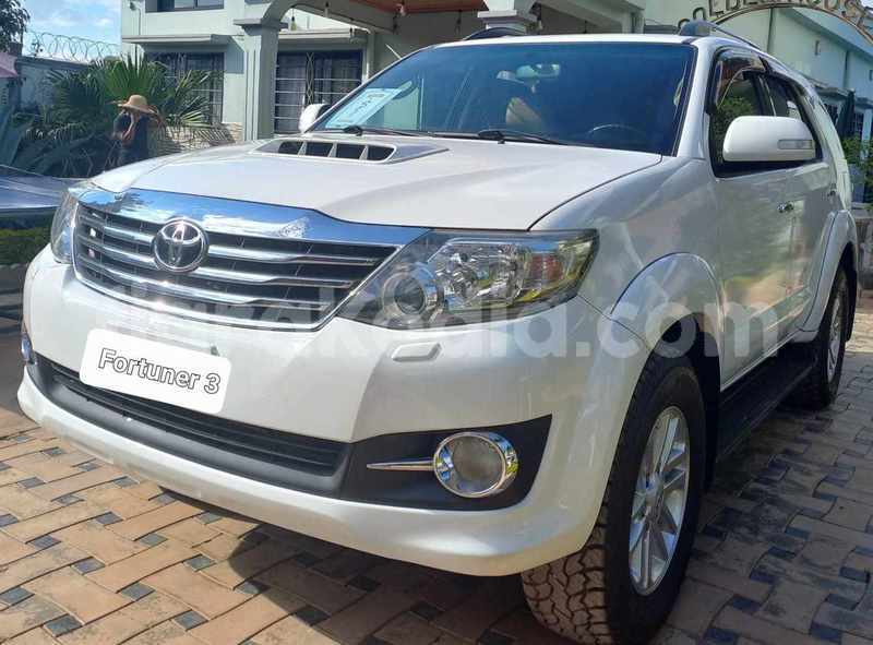 Big with watermark toyota fortuner analamanga antananarivo 7554