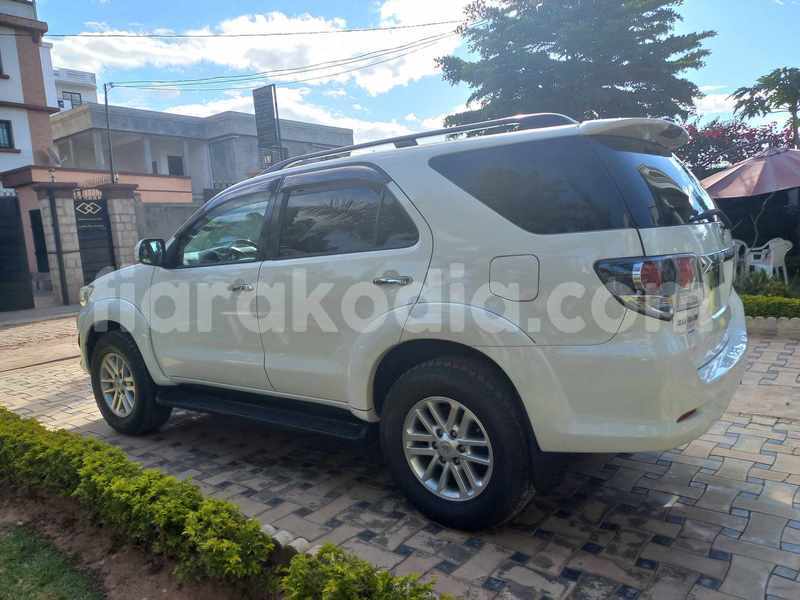 Big with watermark toyota fortuner analamanga antananarivo 7554