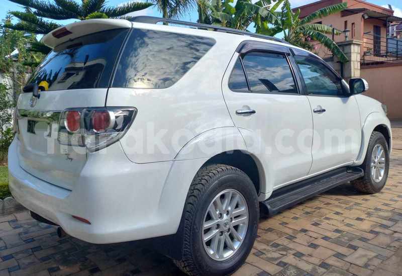 Big with watermark toyota fortuner analamanga antananarivo 7554