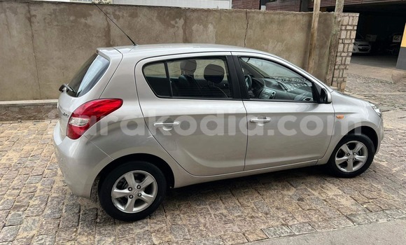 Buy Used Hyundai i20 Other Car in Ambanja in Diana Buy Used Hyundai i20 Other Car in Ambanja in Diana