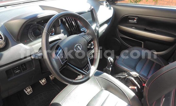 Buy Used Toyota Land Cruiser Black Car in Ambanja in Diana Buy Used Toyota Land Cruiser Black Car in Ambanja in Diana