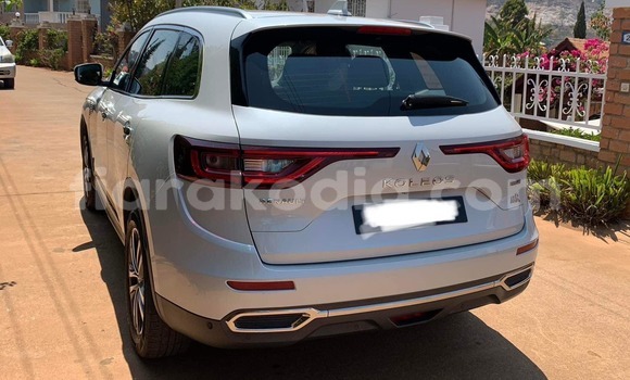 Buy Used Subaru Baja White Car in Ambanja in Diana Buy Used Subaru Baja White Car in Ambanja in Diana