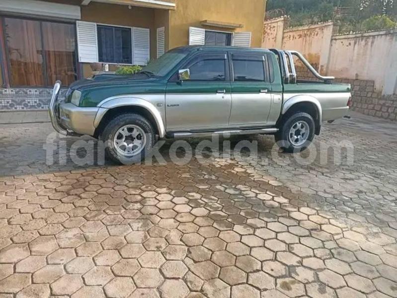 Big with watermark mitsubishi strada analamanga antananarivo 7605