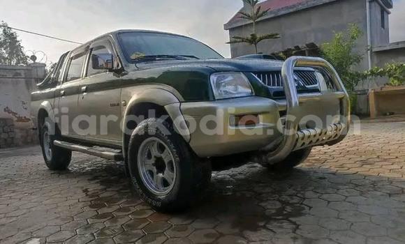 Acheter Occasion Voiture Mitsubishi Strada Autre à Antananarivo, Analamanga Acheter Occasion Voiture Mitsubishi Strada Autre à Antananarivo, Analamanga