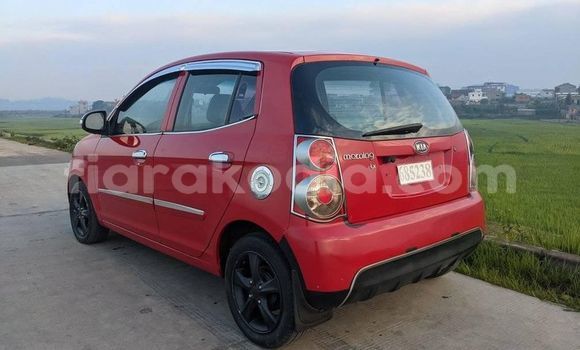 Acheter Occasion Voiture Kia Morning Rouge à Ambatondrazaka, Alaotra-Mangoro Acheter Occasion Voiture Kia Morning Rouge à Ambatondrazaka, Alaotra-Mangoro