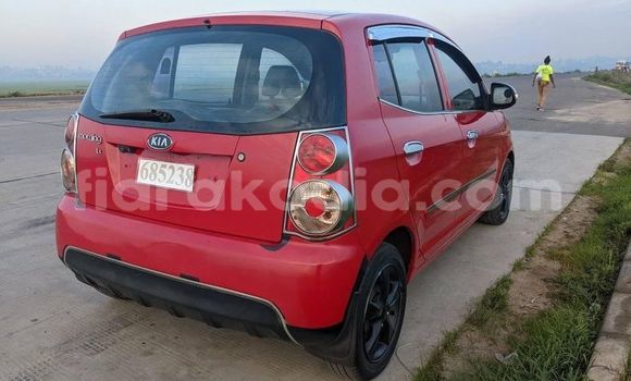 Acheter Occasion Voiture Kia Morning Rouge à Ambatondrazaka, Alaotra-Mangoro Acheter Occasion Voiture Kia Morning Rouge à Ambatondrazaka, Alaotra-Mangoro
