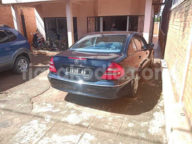 Big with watermark mercedes benz e classe analamanga antananarivo 7630