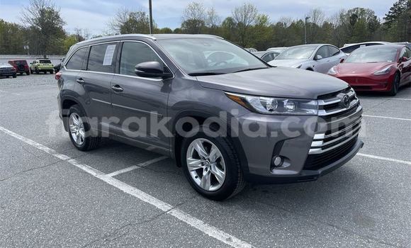 Buy Used Toyota Highlander Other Car in Ambato Boina in Mahajanga Buy Used Toyota Highlander Other Car in Ambato Boina in Mahajanga