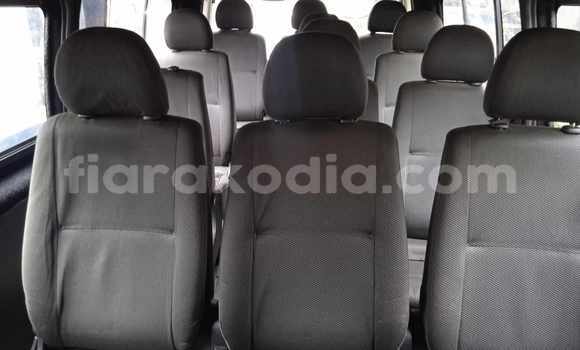 Acheter Occasion Voiture Toyota Hiace Blanc à Antananarivo, Analamanga Acheter Occasion Voiture Toyota Hiace Blanc à Antananarivo, Analamanga