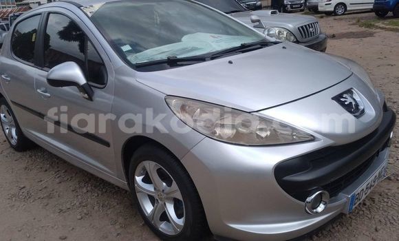 Acheter Occasion Voiture Toyota Hiace Autre à Antananarivo, Analamanga Acheter Occasion Voiture Toyota Hiace Autre à Antananarivo, Analamanga