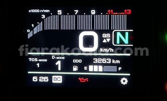 Acheter Occasion Moto Yamaha MT Noir à Ambalavao, Haute Matsiatra Acheter Occasion Moto Yamaha MT Noir à Ambalavao, Haute Matsiatra