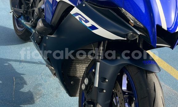 Acheter Occasion Moto Yamaha R1 Bleu à Ambalavao, Haute Matsiatra