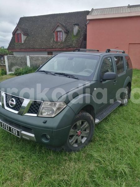 Big with watermark nissan pathfinder analamanga antananarivo 7730