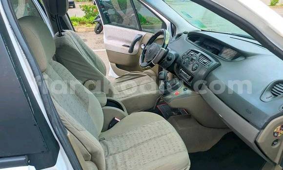 Hividy Toyota Scion TC fotsy Car in Ambanja in Diana Hividy Toyota Scion TC fotsy Car in Ambanja in Diana