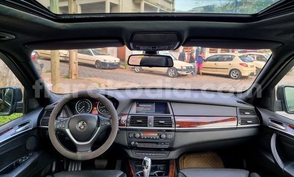 Hividy BMW X5 Black Car in Antananarivo in Analamanga Hividy BMW X5 Black Car in Antananarivo in Analamanga