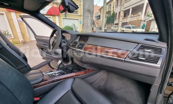 Hividy BMW X5 Black Car in Antananarivo in Analamanga Hividy BMW X5 Black Car in Antananarivo in Analamanga