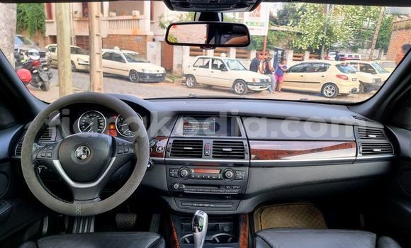 Hividy BMW X5 Black Car in Antananarivo in Analamanga Hividy BMW X5 Black Car in Antananarivo in Analamanga