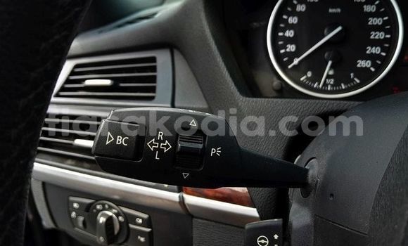 Hividy BMW X5 Black Car in Antananarivo in Analamanga Hividy BMW X5 Black Car in Antananarivo in Analamanga